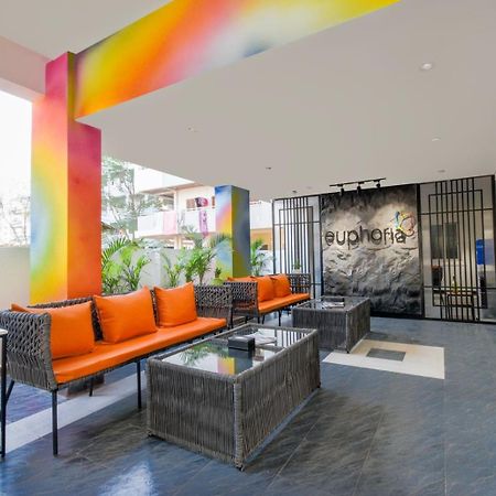 Hotel Euphoria Airport Zone Hyderabad Exterior foto