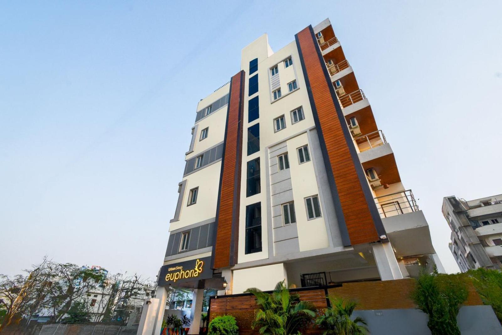 Hotel Euphoria Airport Zone Hyderabad Exterior foto